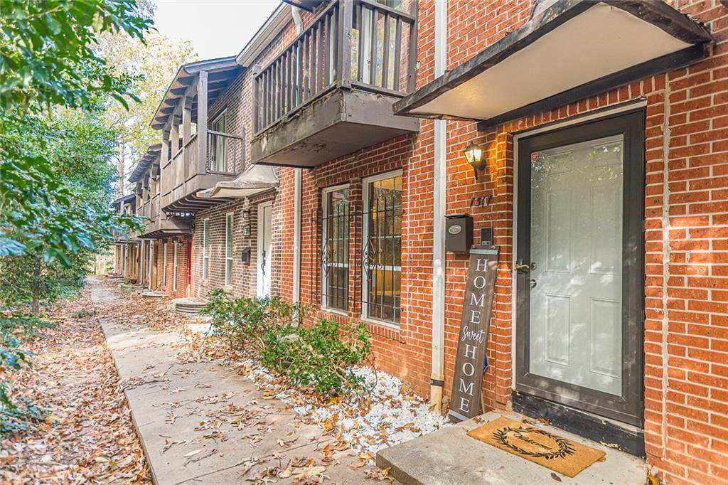 7317 Cardigan Circle - Photo 1