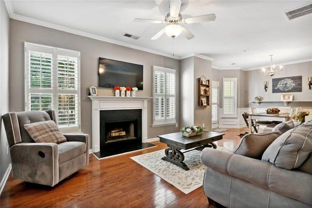 309 Oakview Way - Photo 1