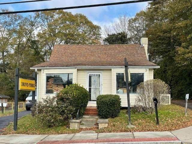 6814 Main Street - Photo 1