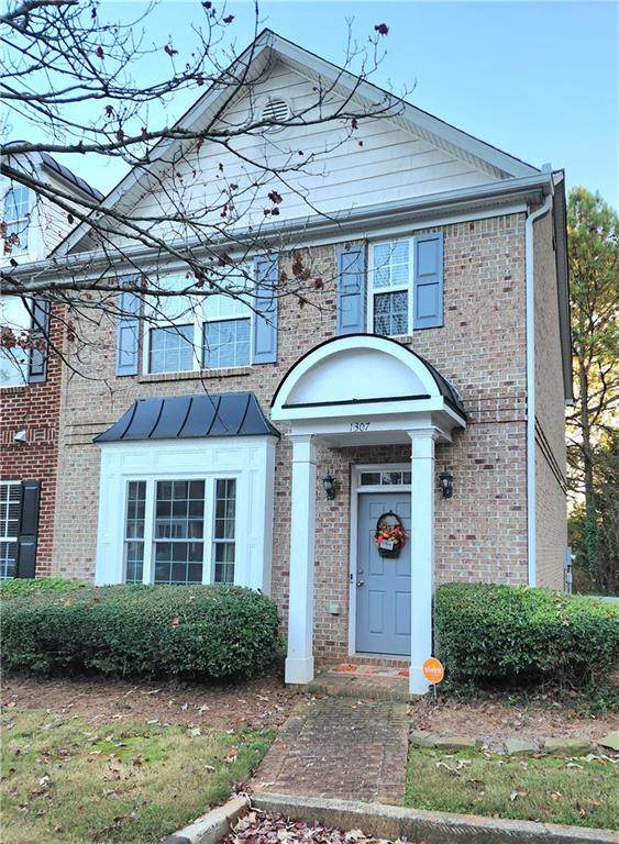 1307 Guilderoy Lane - Photo 1