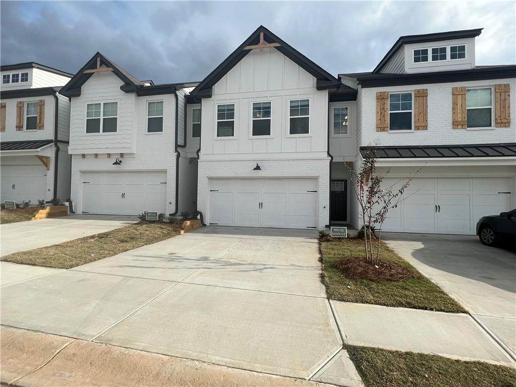124 Auburn Woods Drive - Photo 1