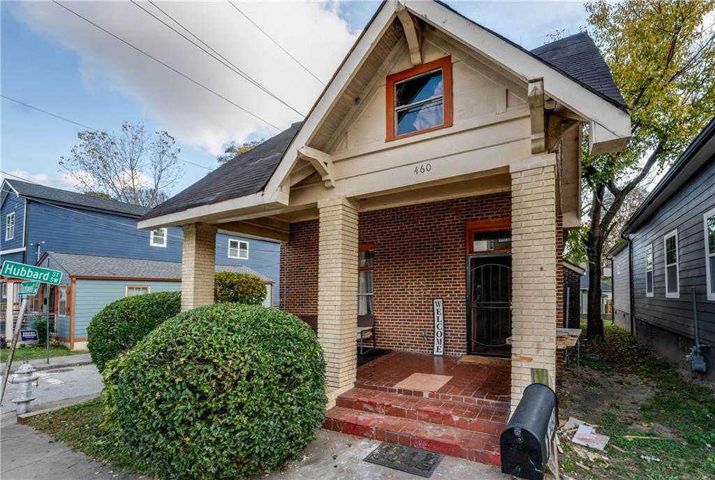 460 Rockwell Street - Photo 1