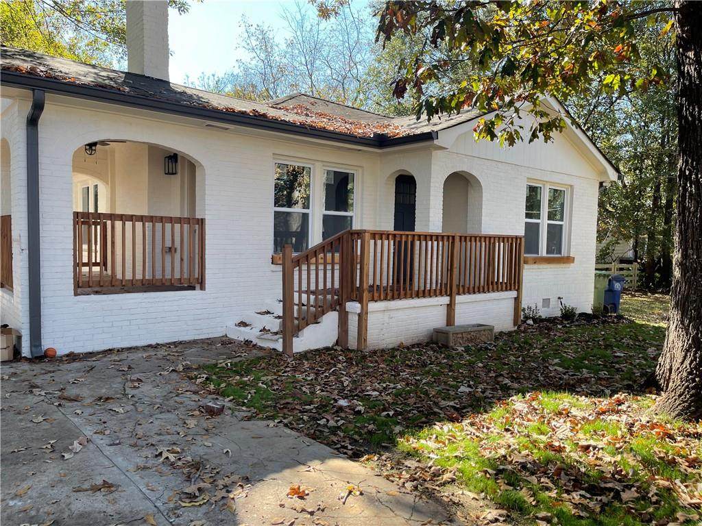 1898 Lakewood Terrace - Photo 1