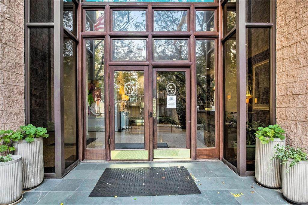 275 13TH Street - Photo 1