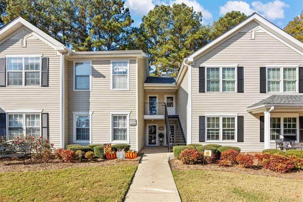 1104 Ridgelake Drive - Photo 1