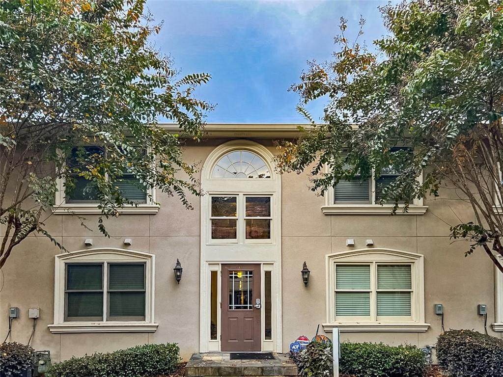 1538 Chantilly Drive - Photo 1