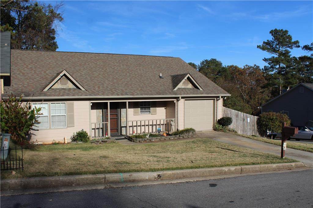 245 Oak Circle N - Photo 1