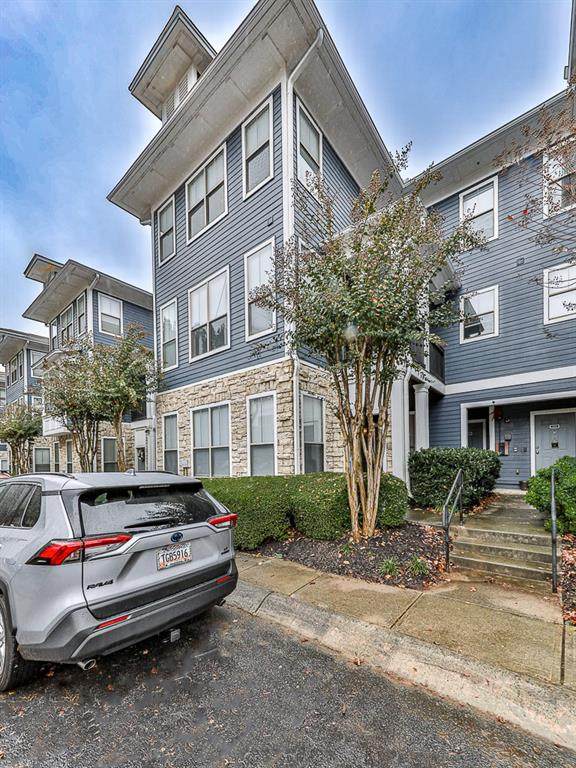 1575 Ridenour Parkway - Photo 1