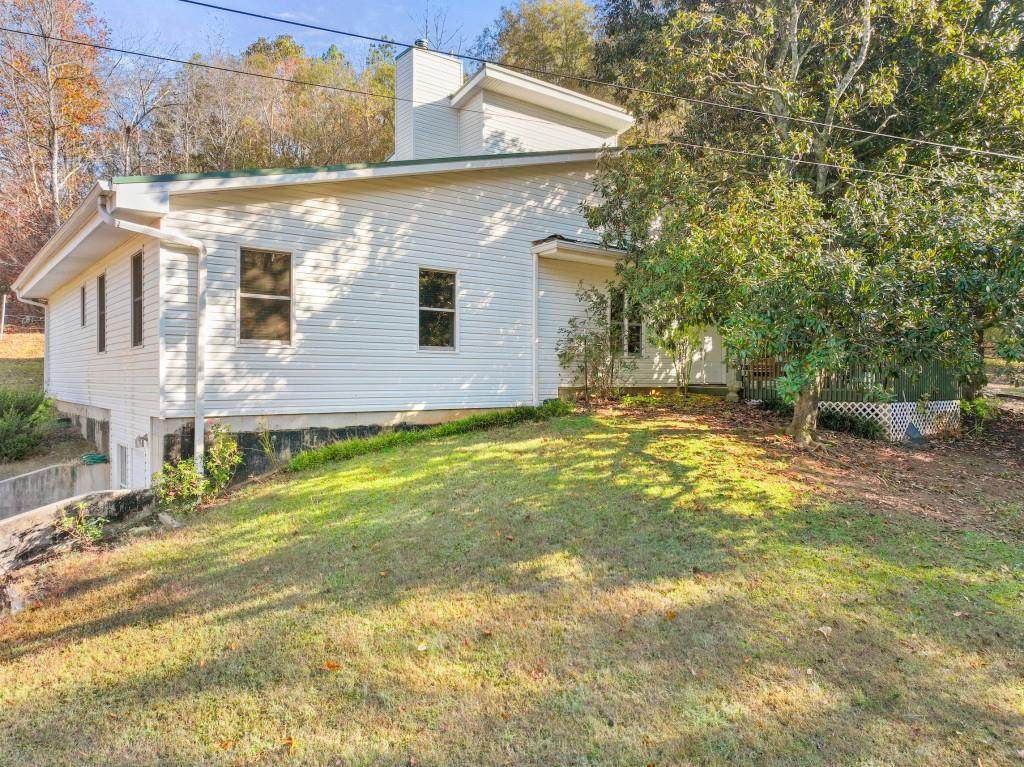 167 Woodlawn Drive - Photo 1