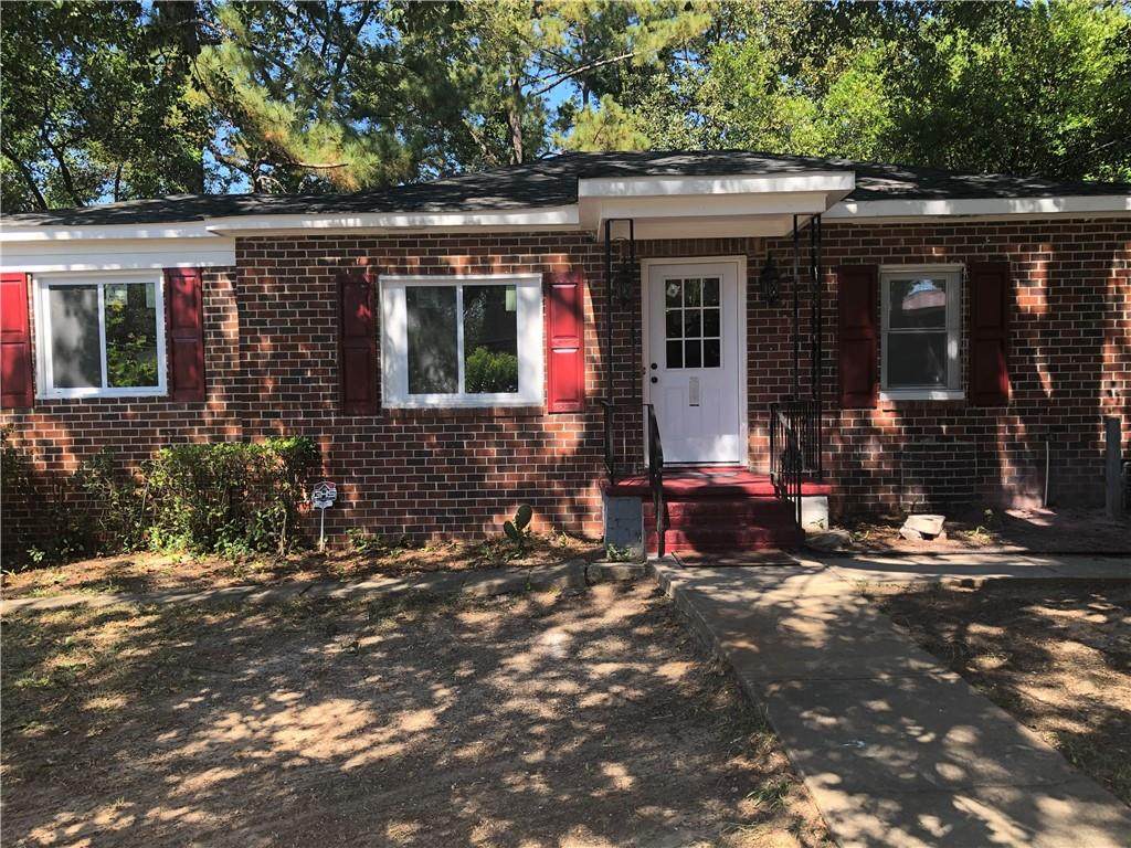 2033 Vining Circle - Photo 1
