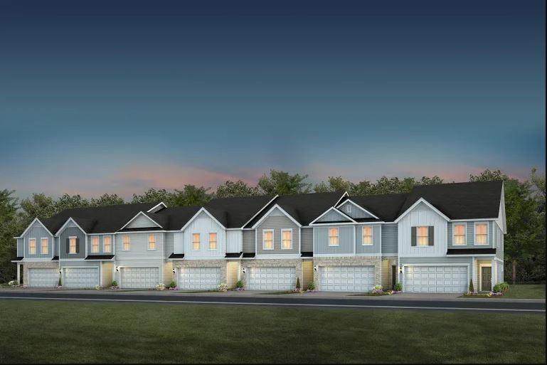 624 Spadina Road - Photo 1