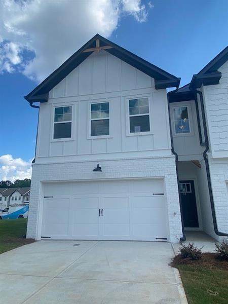 18 Auburn Woods Drive - Photo 1