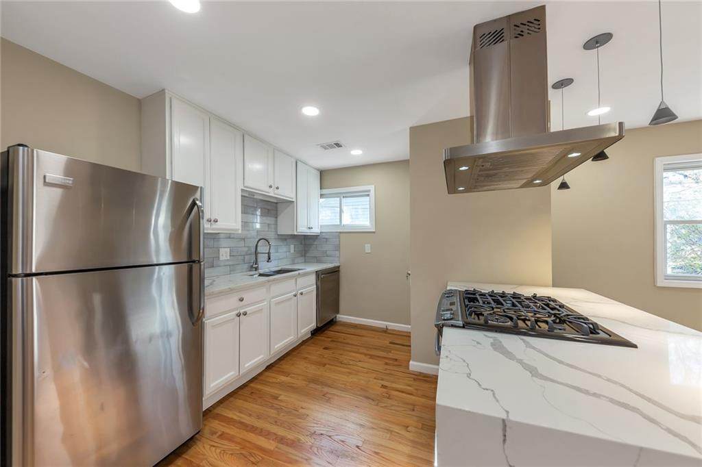 1000 Hill Street - Photo 1