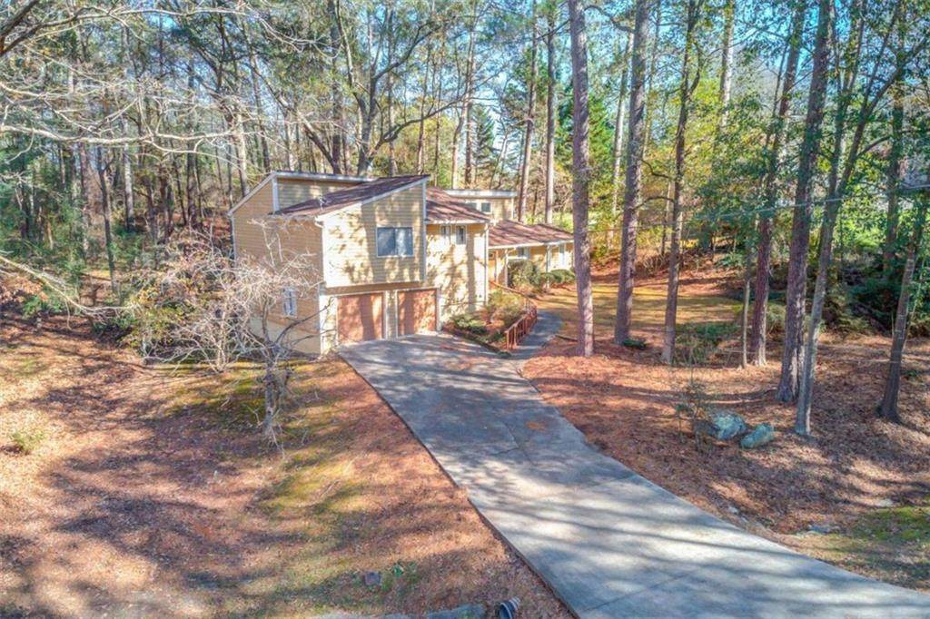 2780 Westminister Lane - Photo 1