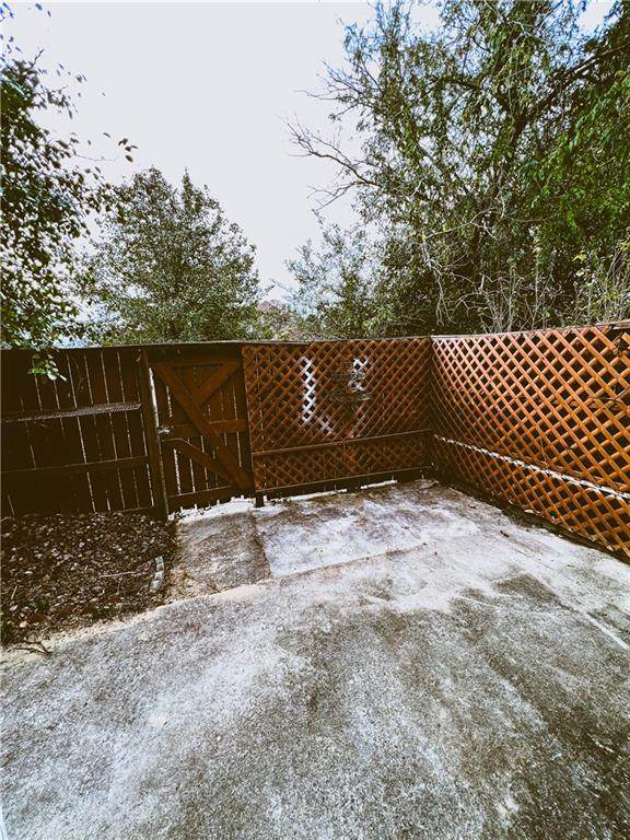 6354 Shannon Parkway - Photo 1