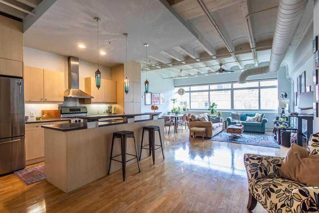 805 Peachtree Street - Photo 1
