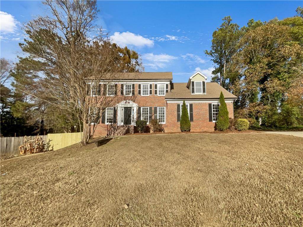901 Camden Hill Court - Photo 1