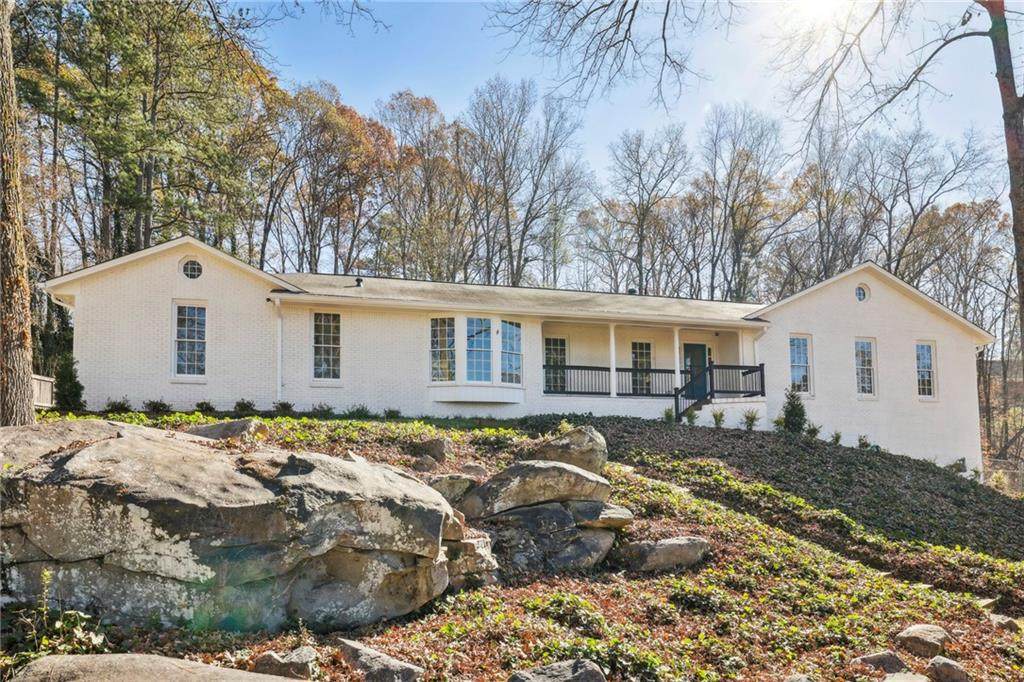 1050 Oakhaven Drive - Photo 1