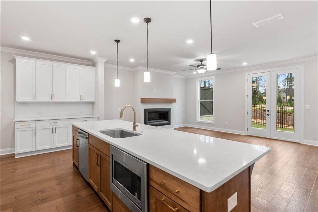 5004 Sealy Circle - Photo 1