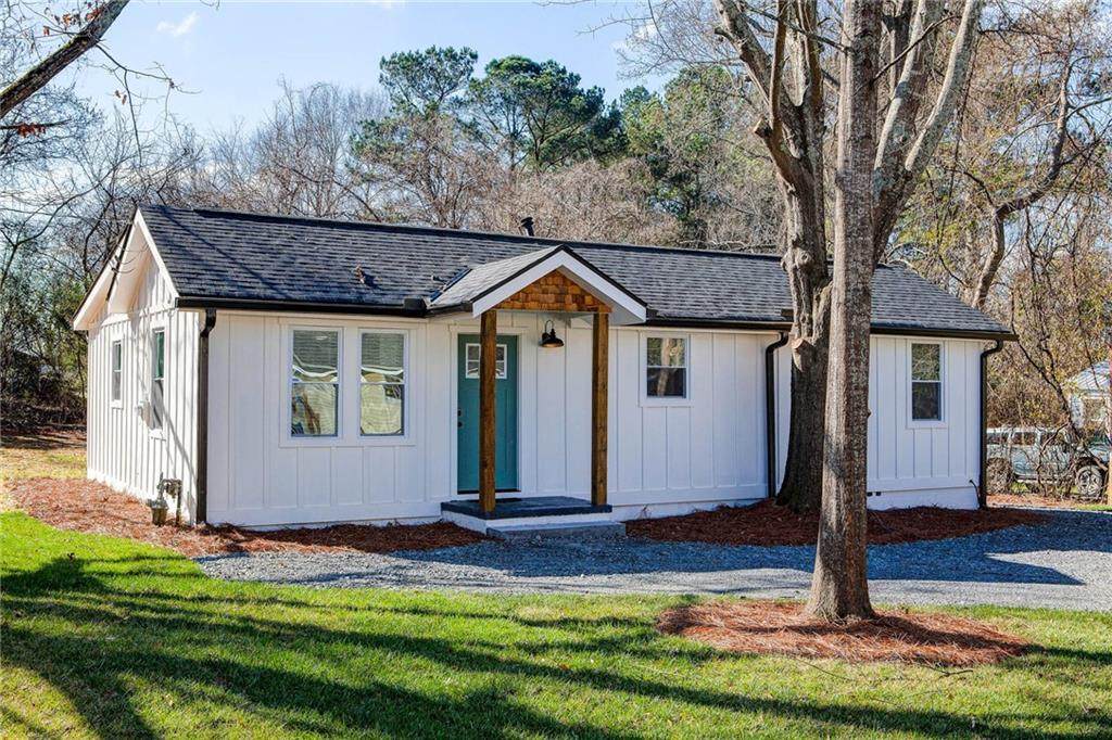 2107 Carruth Street - Photo 1