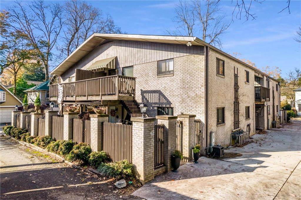 375 6th Street - Photo 1