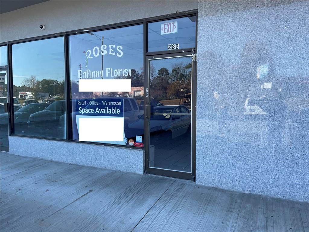 4035 Jonesboro Road - Photo 1