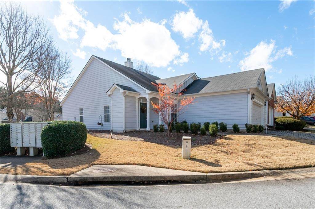 1530 Rachels Ridge - Photo 1