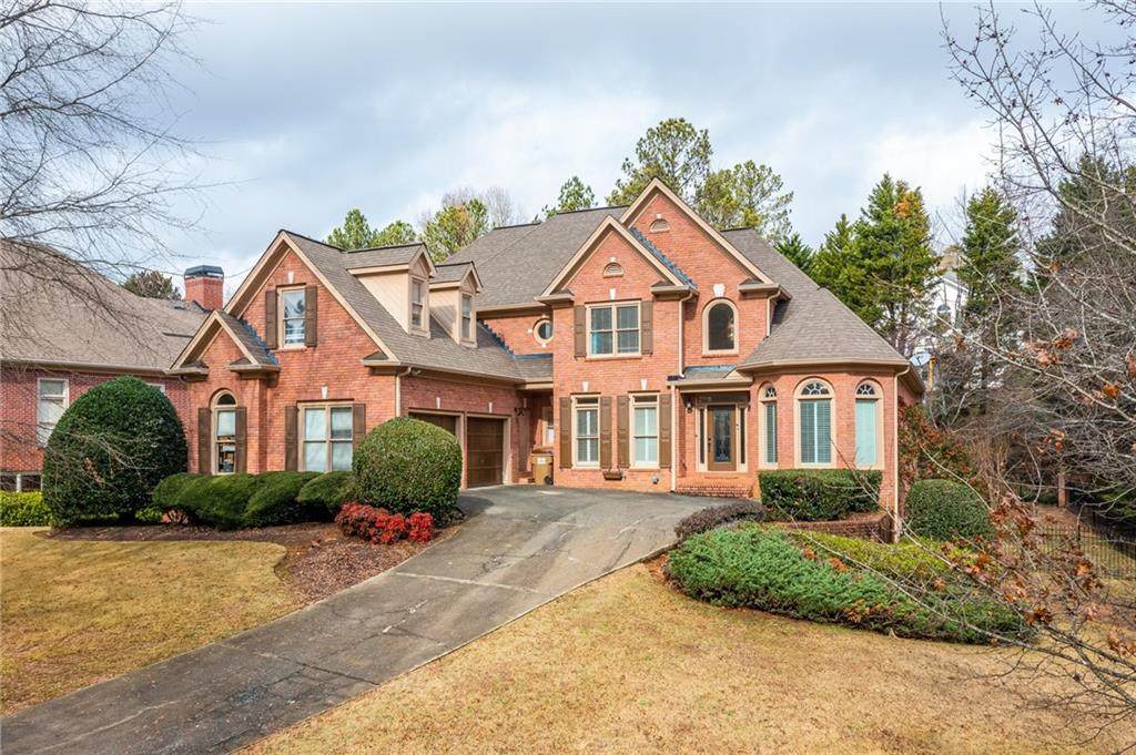 325 Laurel Oak Drive - Photo 1