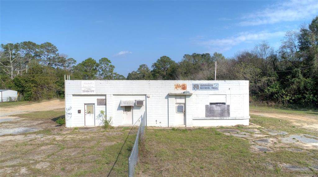 605 Moultrie Road - Photo 1