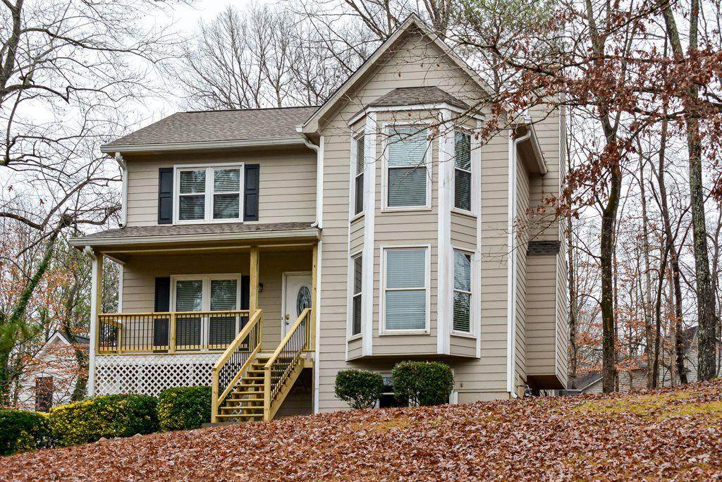 138 Williamsburg Lane - Photo 1