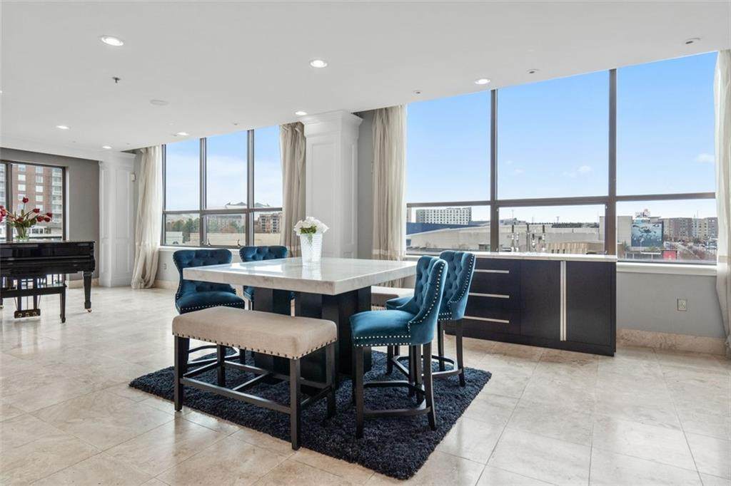 115 Peachtree - Photo 1