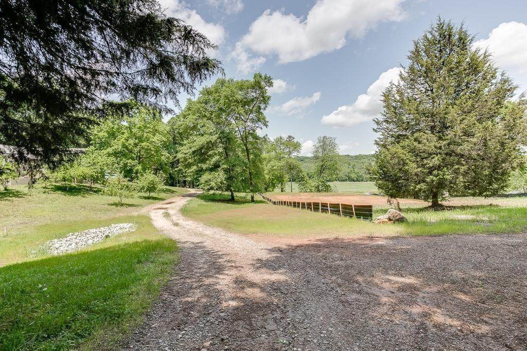 2081 Mcneal Road - Photo 1