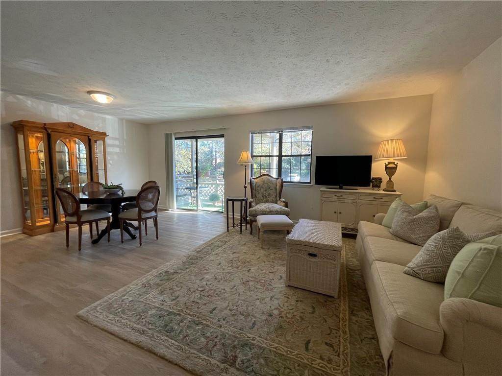 475 Mount Vernon Highway - Photo 1