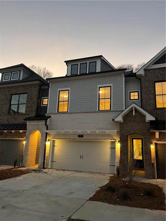 885 Kenway Avenue - Photo 1