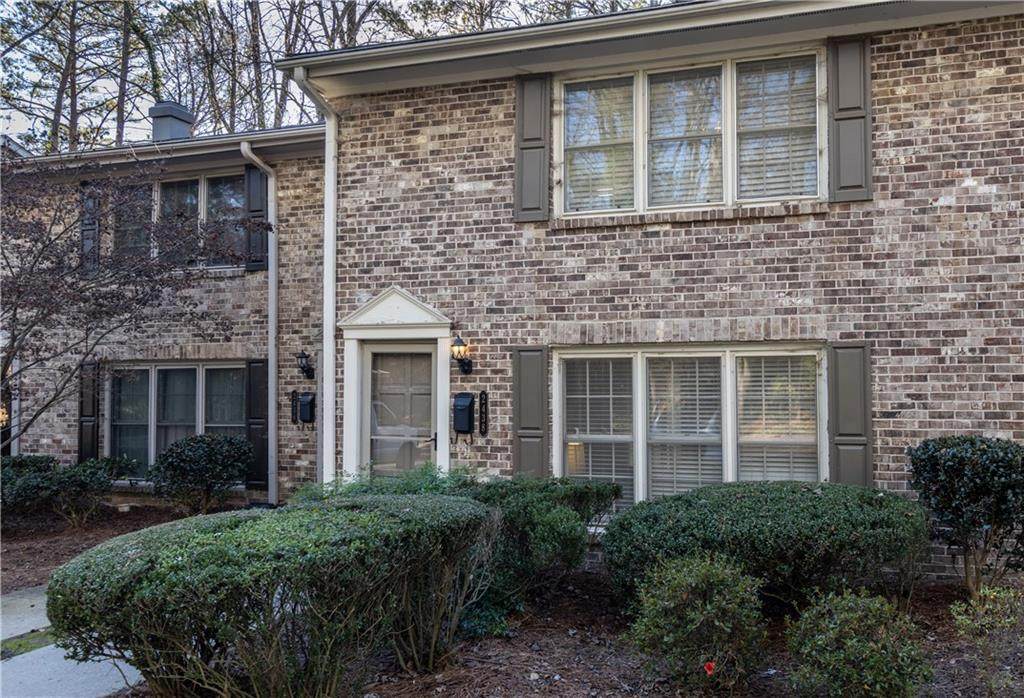 2438 Northlake Court - Photo 1