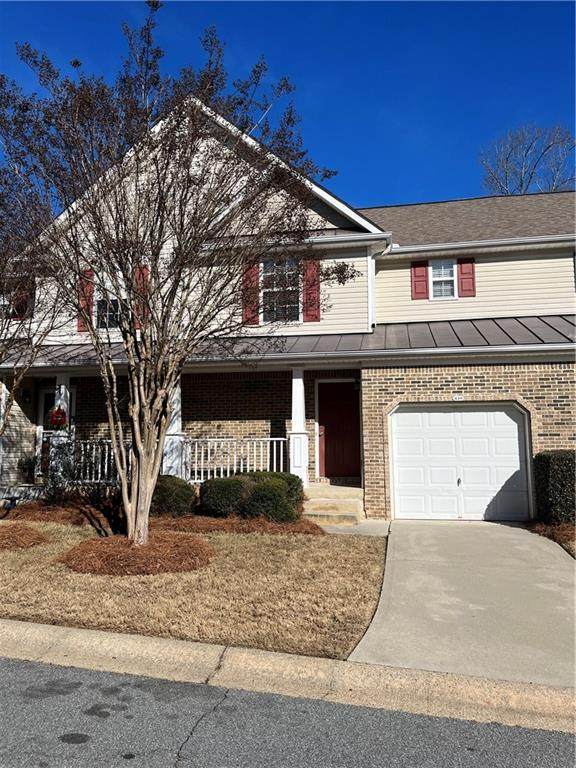439 Red Coat Lane - Photo 1