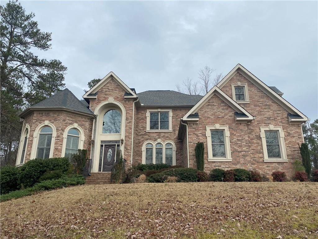 695 Highland Oaks Drive - Photo 1