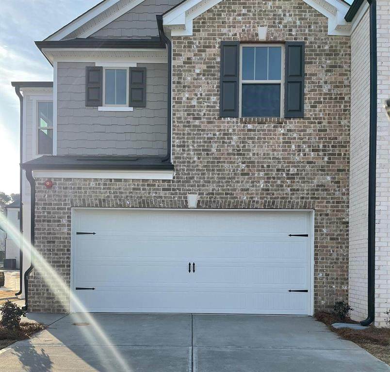 1186 Arrowlake Road - Photo 1