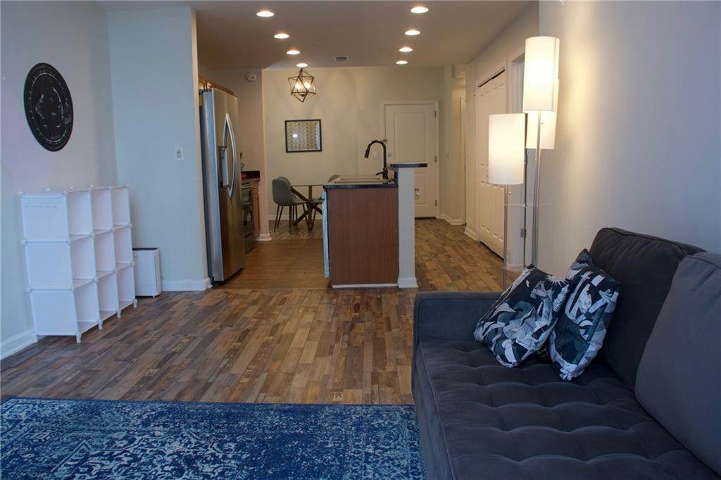 3040 Peachtree Road - Photo 1