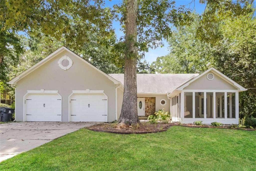 145 Swan Drive - Photo 1