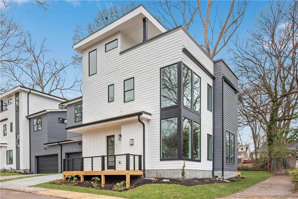1044 Snyder Street - Photo 1