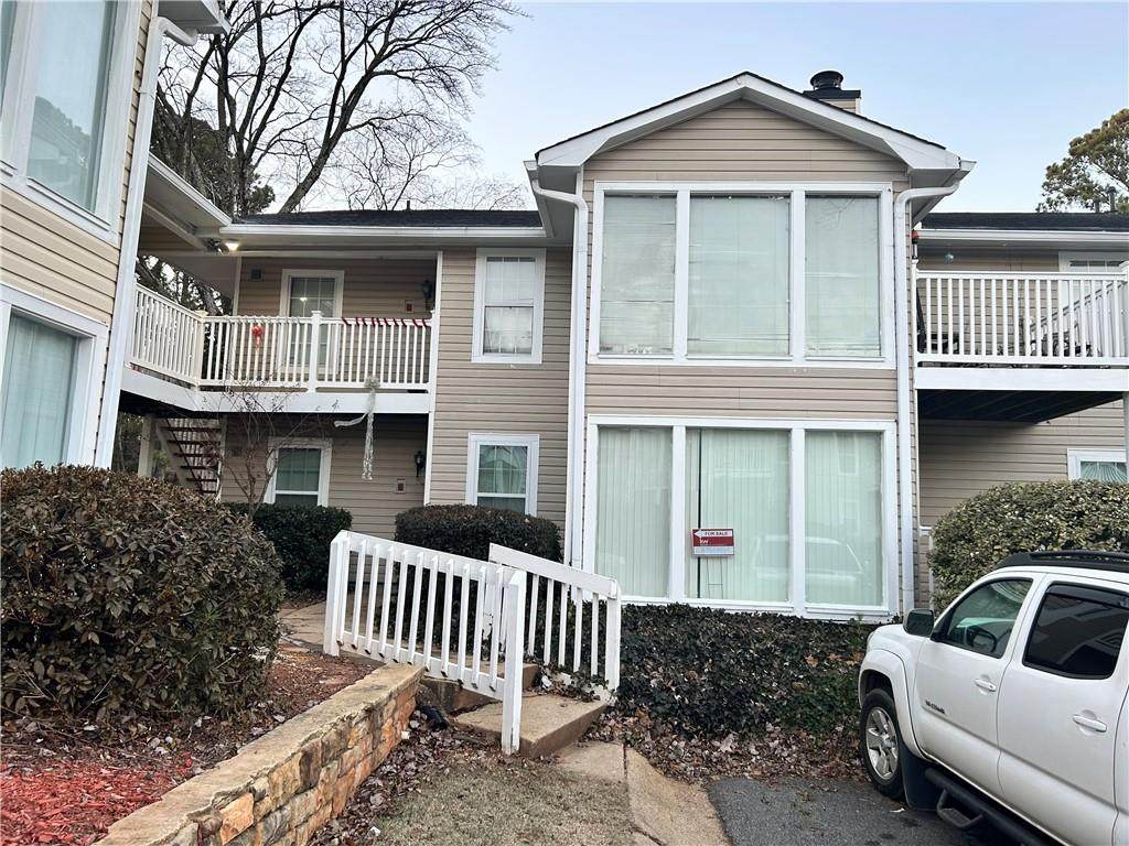 702 Augusta Drive - Photo 1