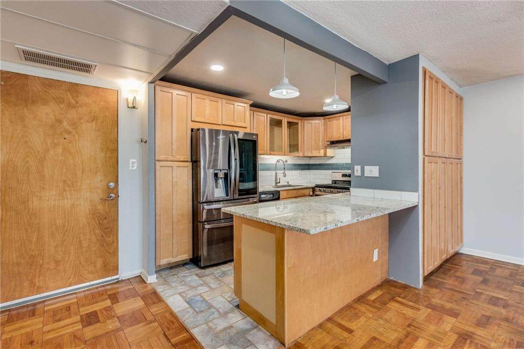 2965 Pharr Court South - Photo 1