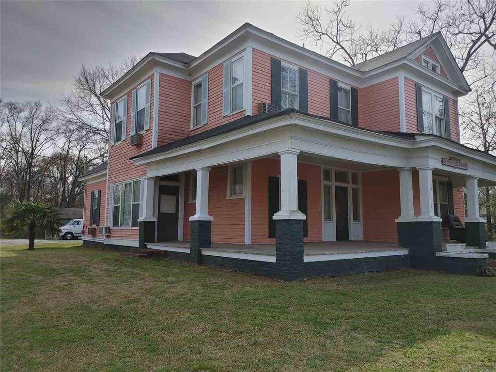 457 Forsyth Street - Photo 1