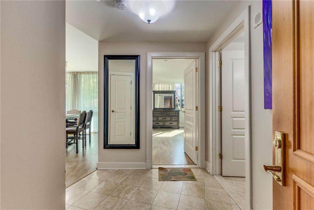700 Park Regency Place - Photo 1