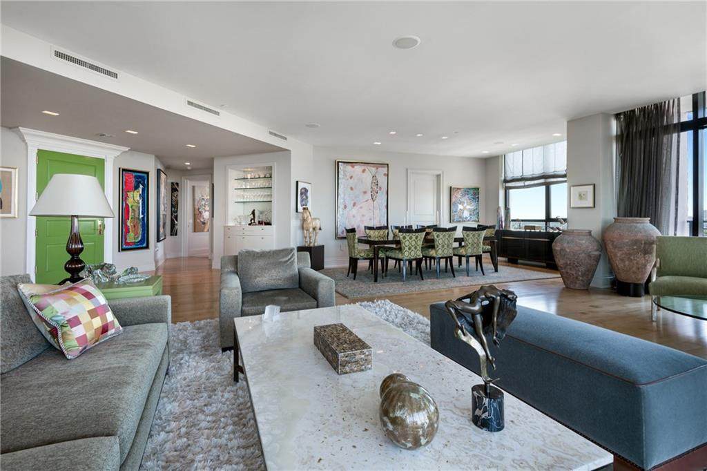 750 Park Avenue - Photo 1