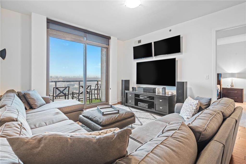 270 17th Street - Photo 1