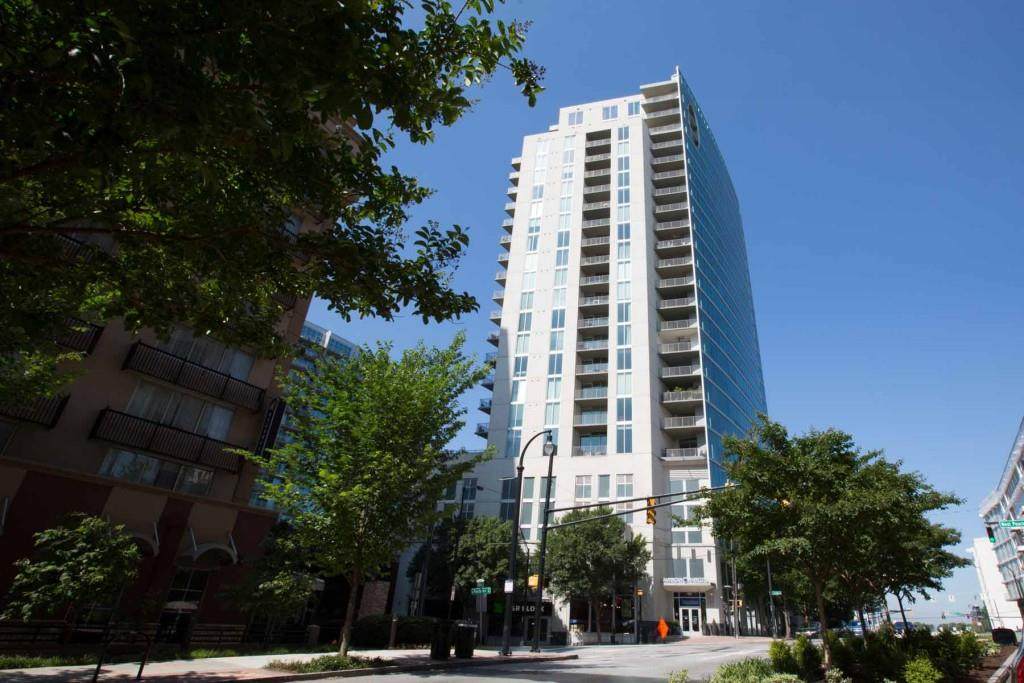 20 10th Street - Photo 1