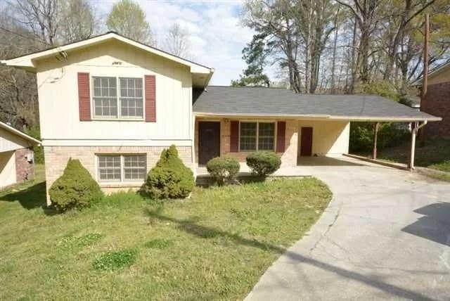 2865 Flat Shoals Road - Photo 1