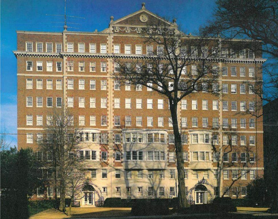 1325 Peachtree Street - Photo 1